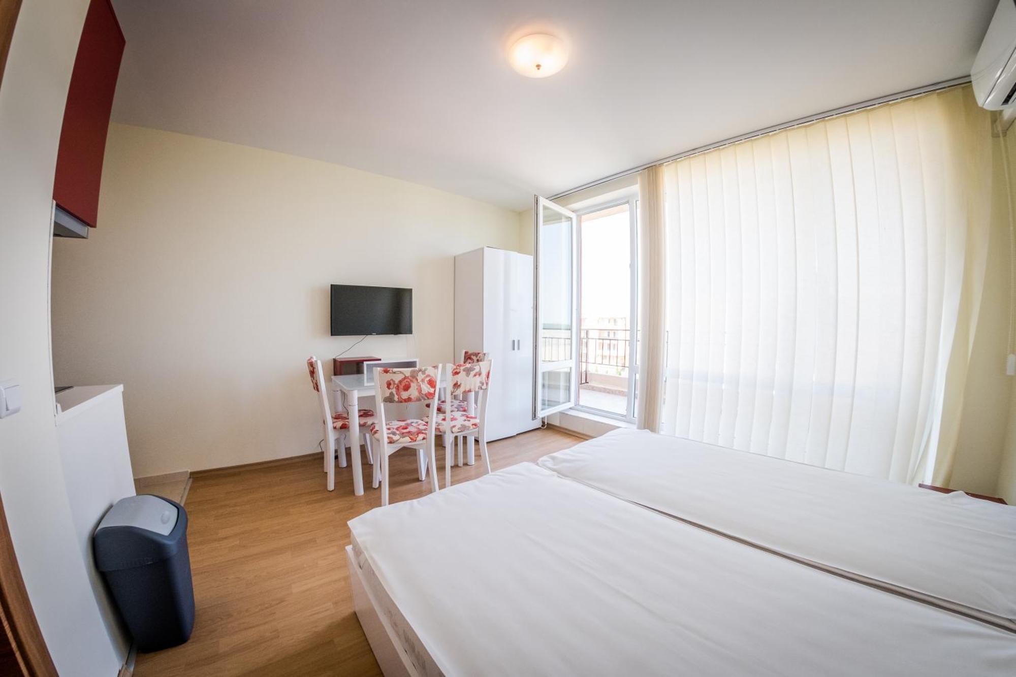 Waterpark Fort Apartments Slantschew brjag Zimmer foto