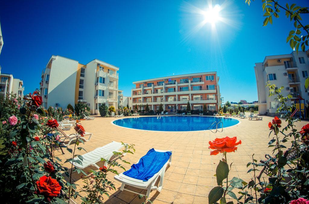 Waterpark Fort Apartments Slantschew brjag Exterior foto