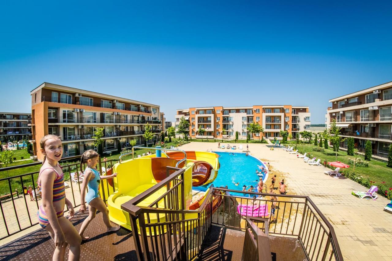 Waterpark Fort Apartments Slantschew brjag Exterior foto
