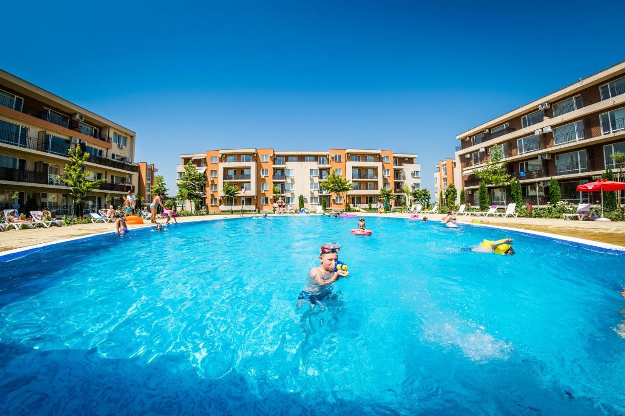 Waterpark Fort Apartments Slantschew brjag Exterior foto