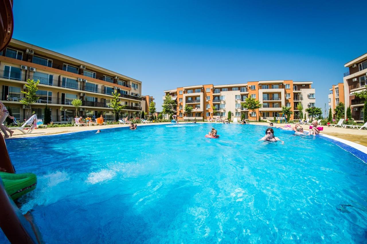 Waterpark Fort Apartments Slantschew brjag Exterior foto