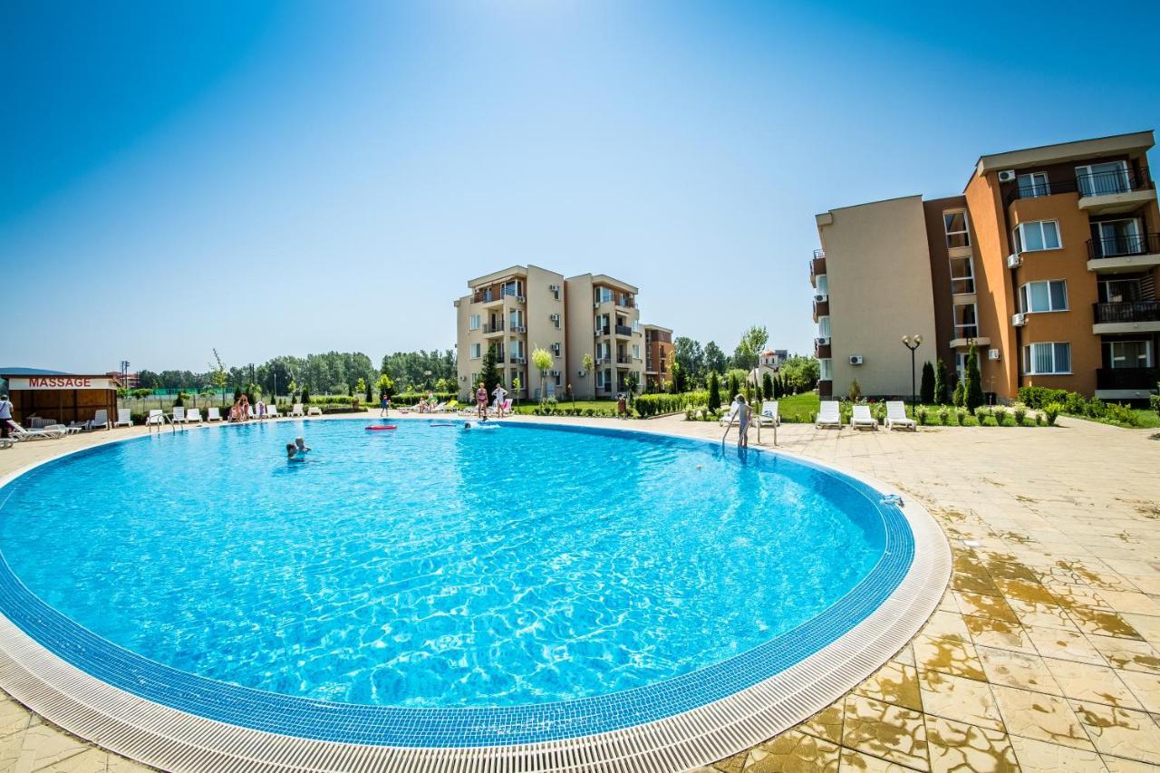 Waterpark Fort Apartments Slantschew brjag Exterior foto